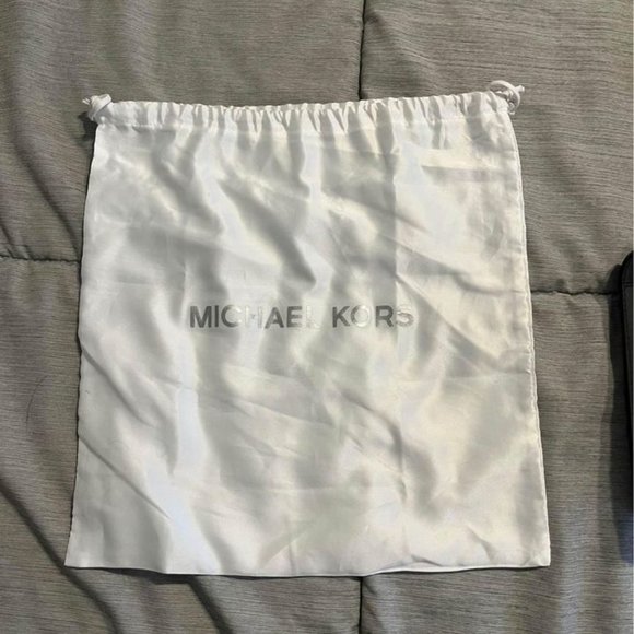 Michael Kors White and Silver Purse - Picture 4 of 5